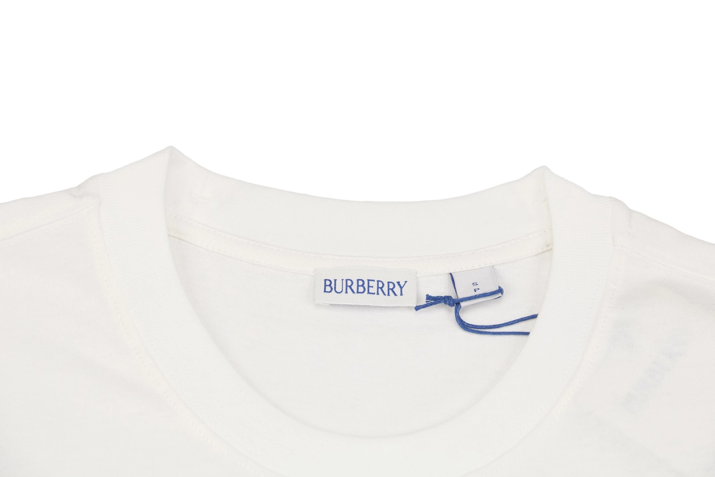 Neckline