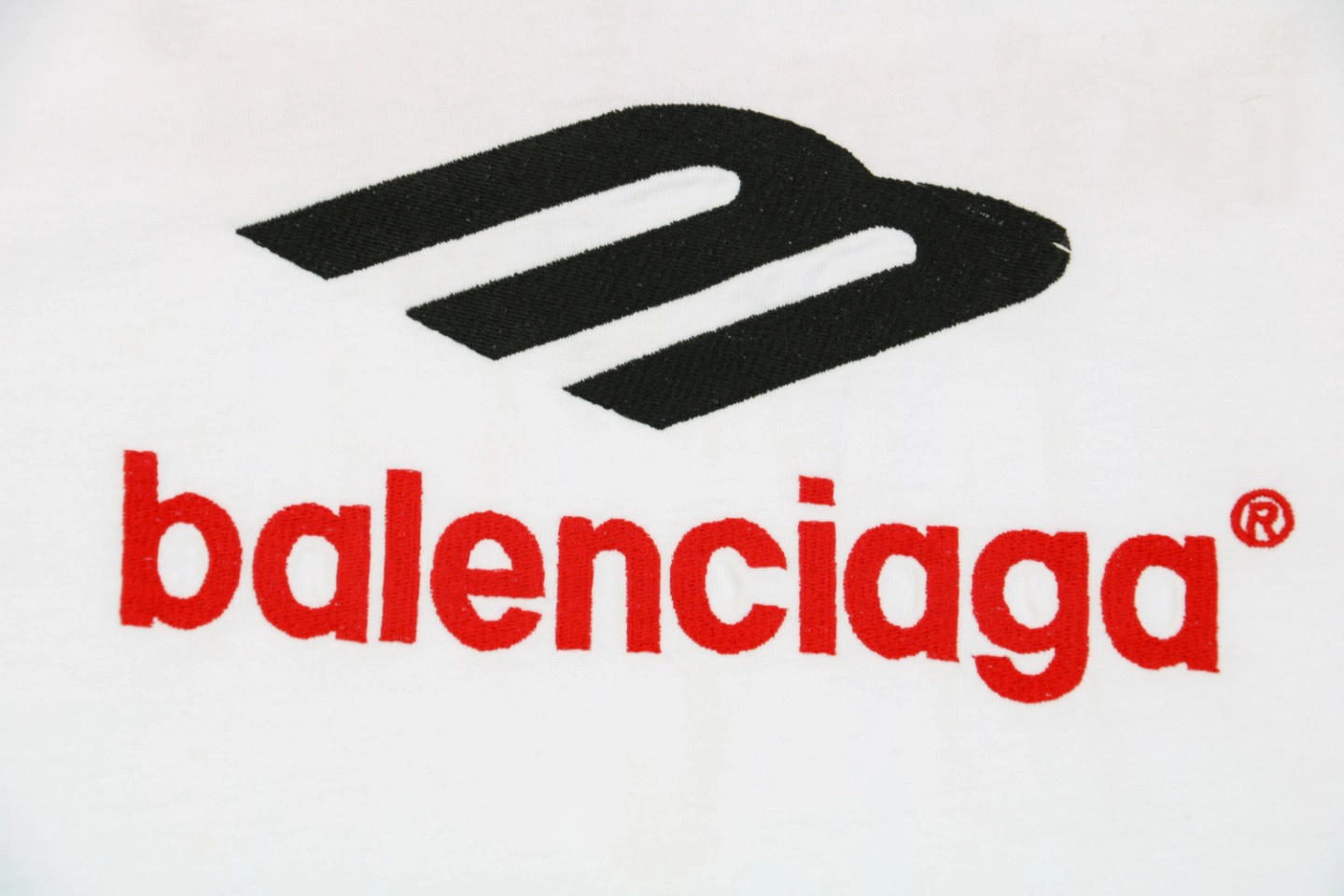 Balenciaga 3B Paris Letter Embroidery T-Shirt4.jpeg