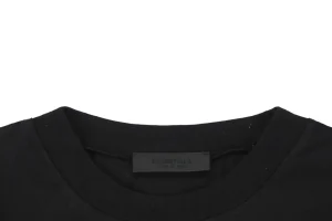 Neckline