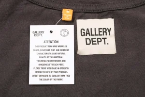 Gallery Dept Distressed French Letter Logo Print T-Shirt5.jpg