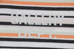 logo print
