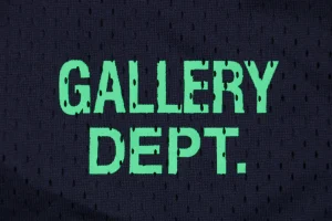 Gallery Dept Side-Taped Mesh Shorts with English Lettering4.jpeg