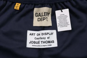 Gallery Dept Side-Taped Mesh Shorts with English Lettering7.jpeg