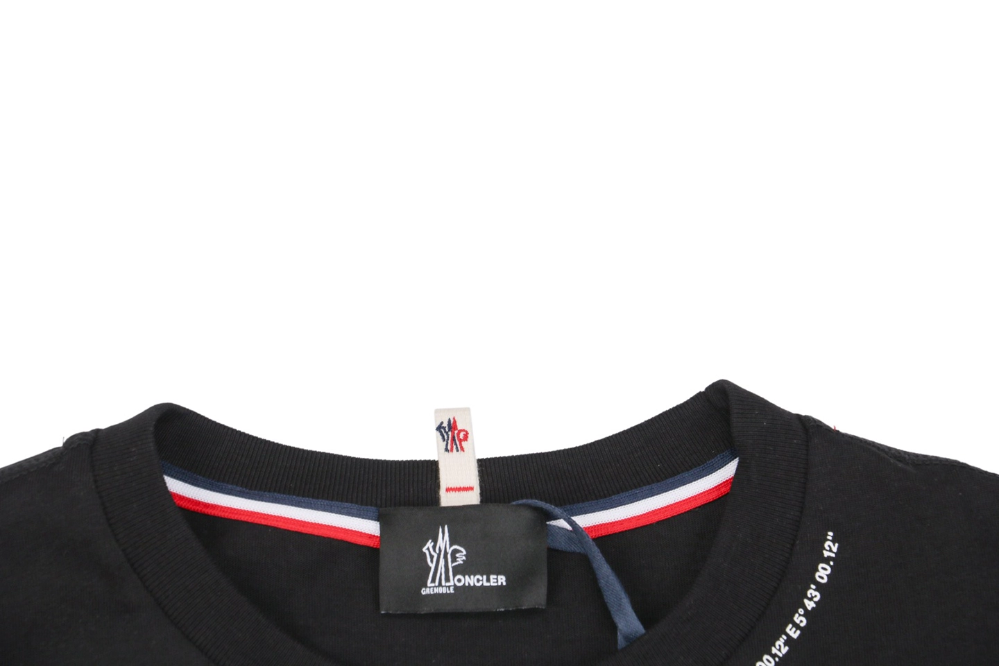 Neckline