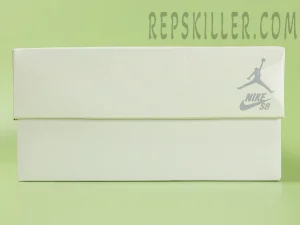 Shoe box
