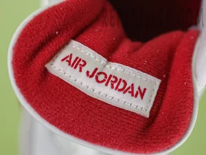 Aie Jordan logo