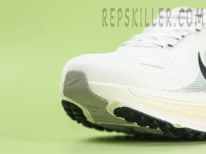 Toe cap