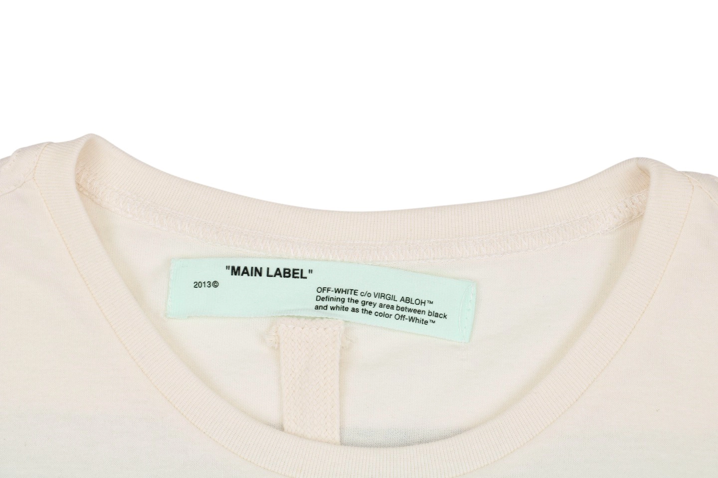 Neckline