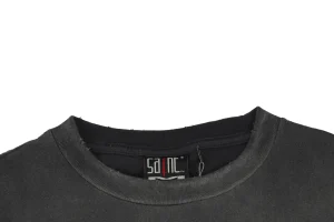Neckline