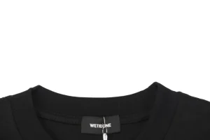 Neckline