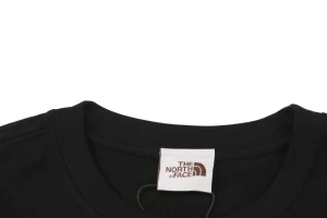 Neckline