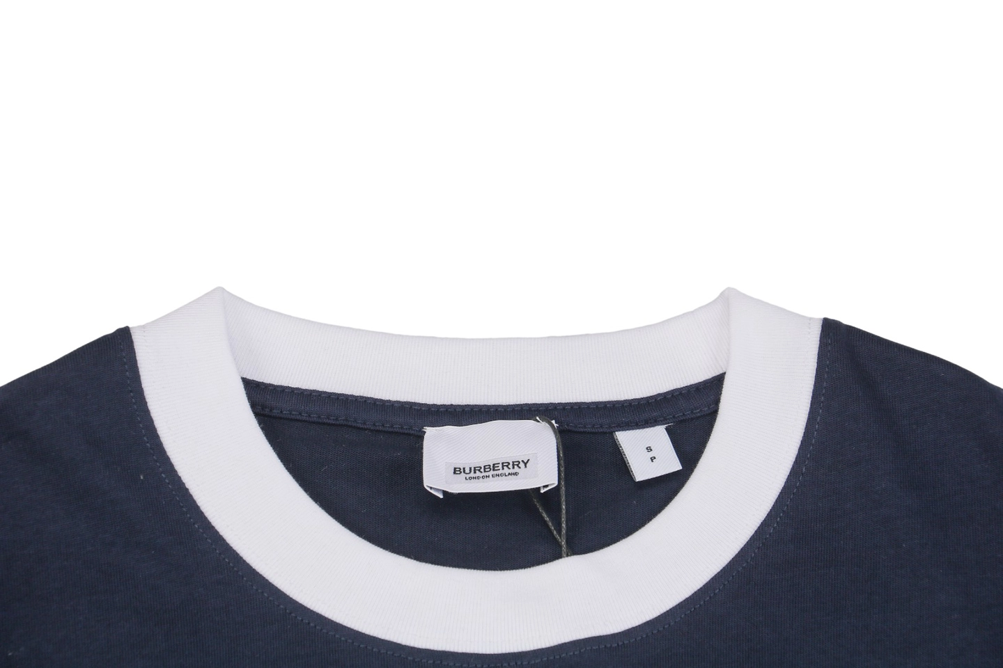 Neckline