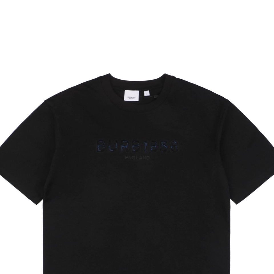 BBry Cutout Letter & Equestrian Appliqué T-Shirt Black