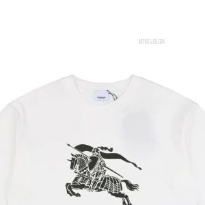 BBry Large Equestrian Knight Logo Print T-Shirt1.jpeg