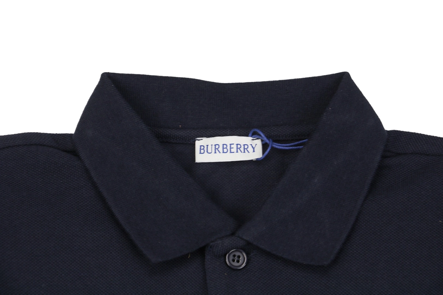 Neckline