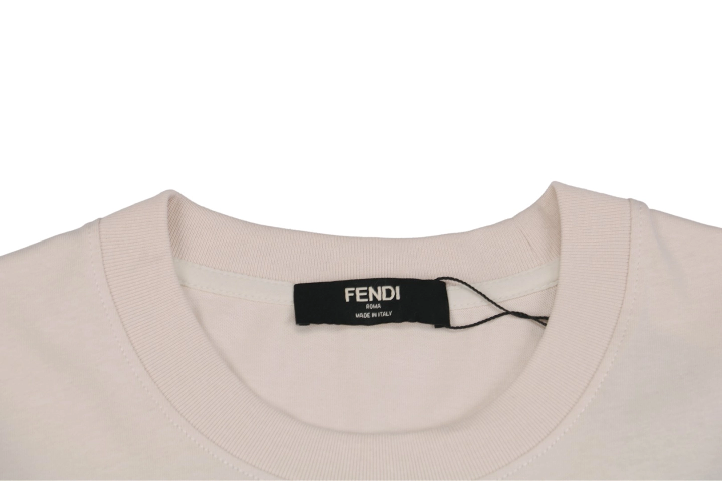 Neckline