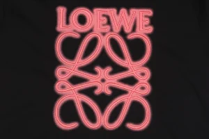 Red Logo print