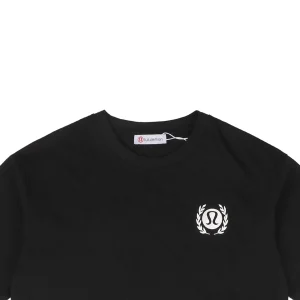 Lululemon Wheat Crest Logo Reveal Print T-Shirt10.jpeg