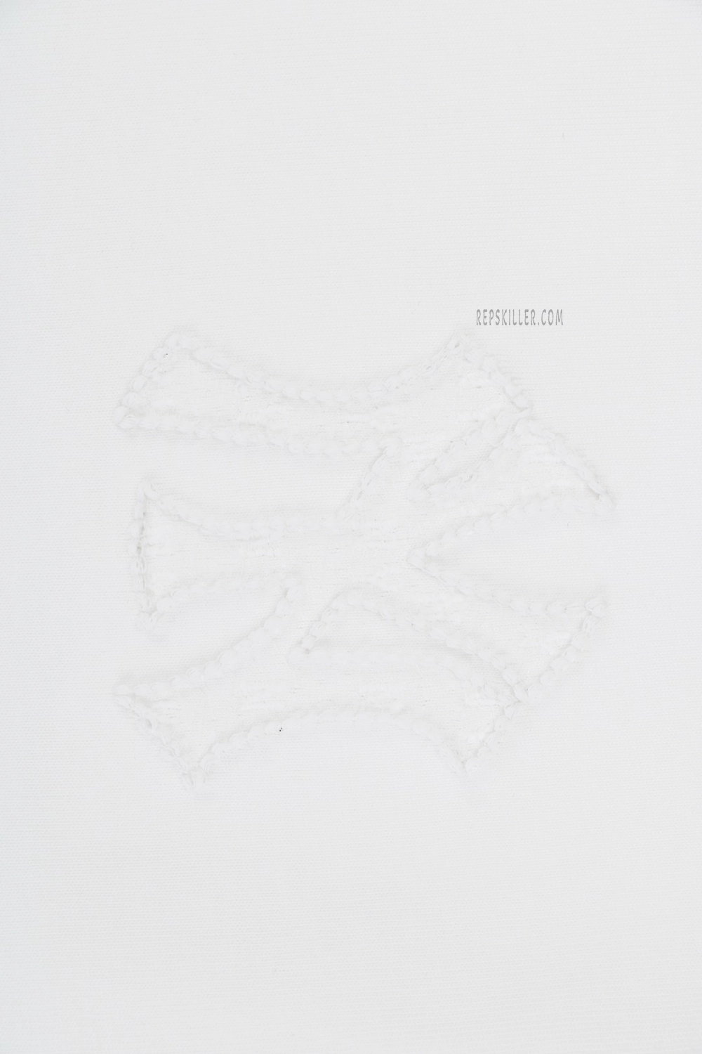 MLB NY Logo High-Low Hem Embroidered T-Shirt14.jpeg