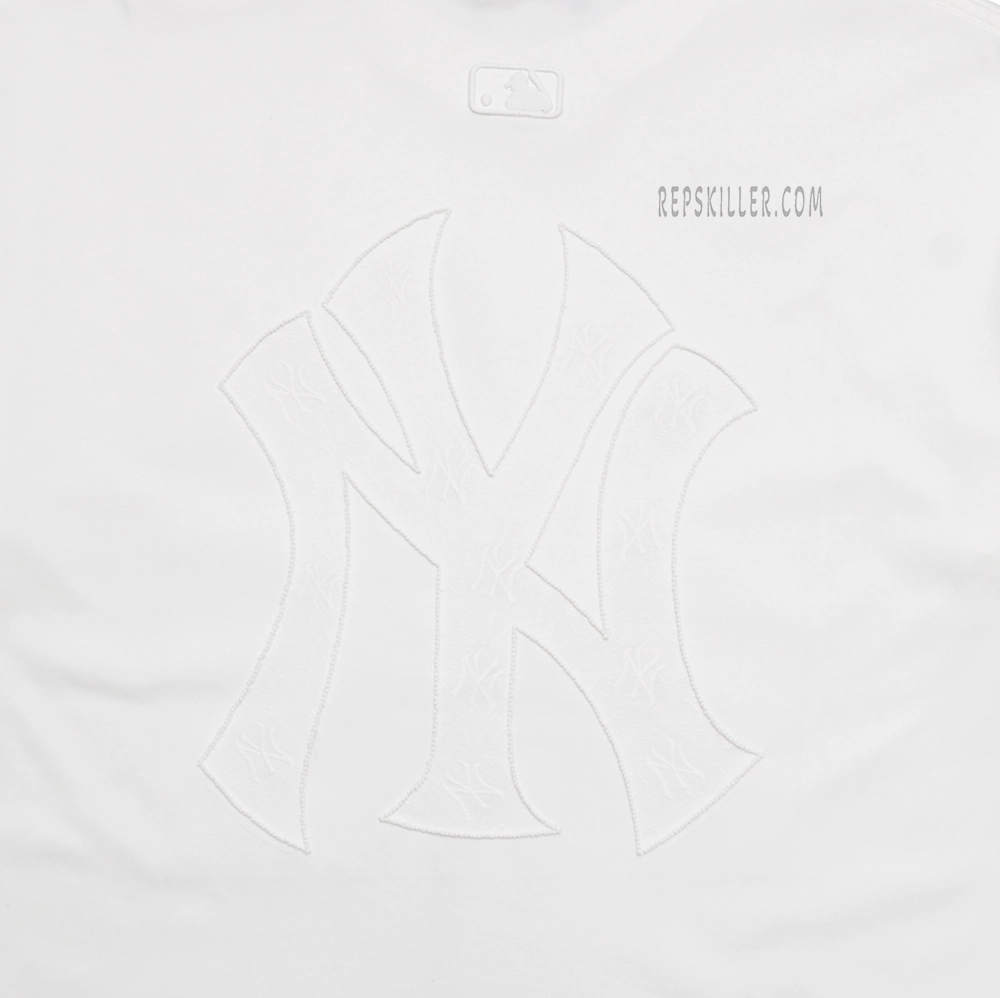 MLB NY Logo High-Low Hem Embroidered T-Shirt18.jpeg