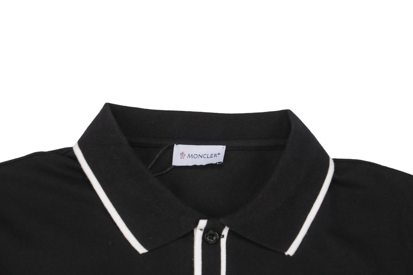 Neckline