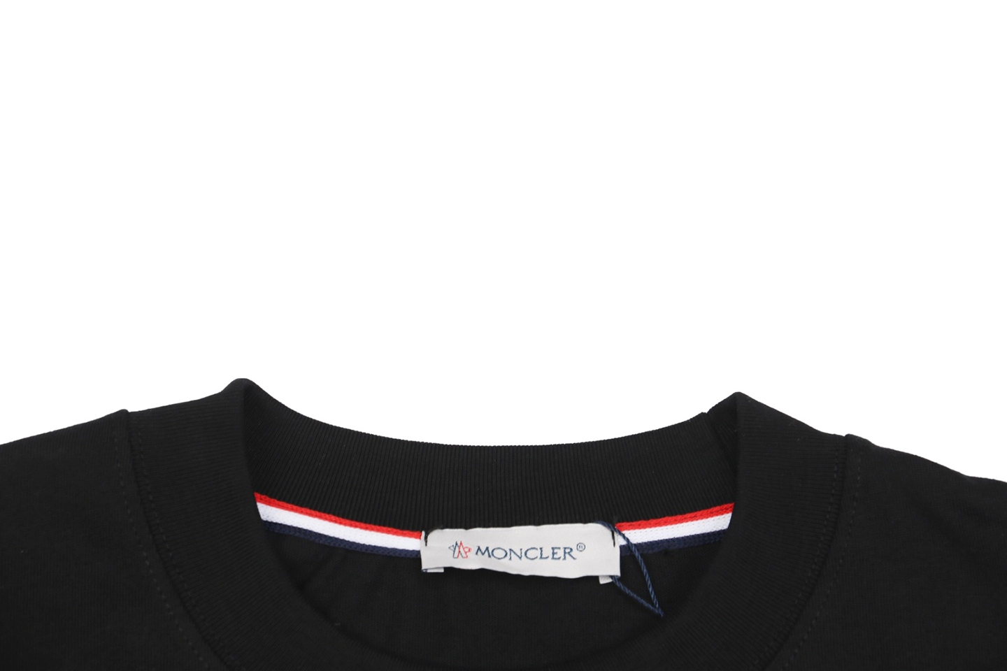Neckline