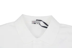Neckline