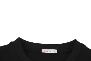 Neckline