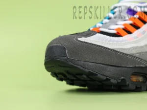 Toe cap