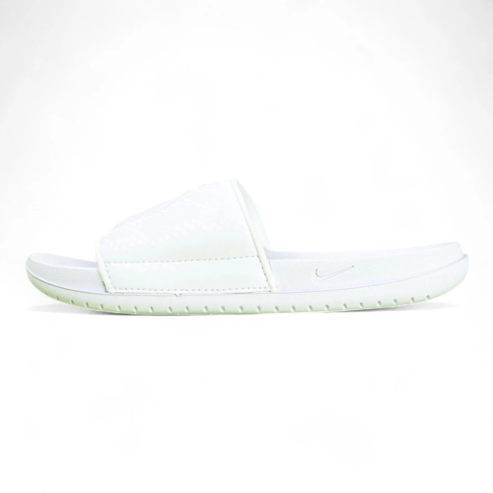 Nike Kobe Offcourt Slide “Triple White”