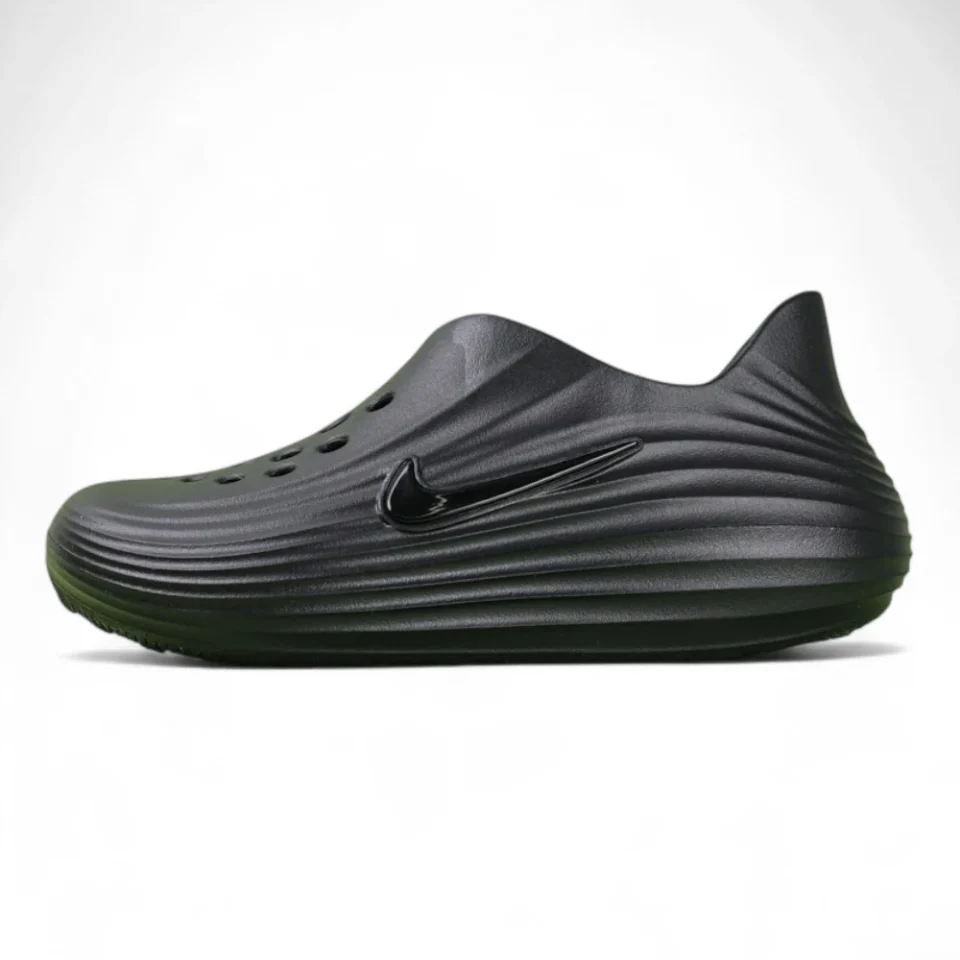 Nike ReactX Rejuven8 “Triple Black”