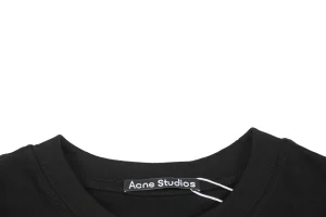 Neckline