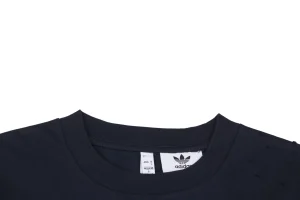 Neckline Black