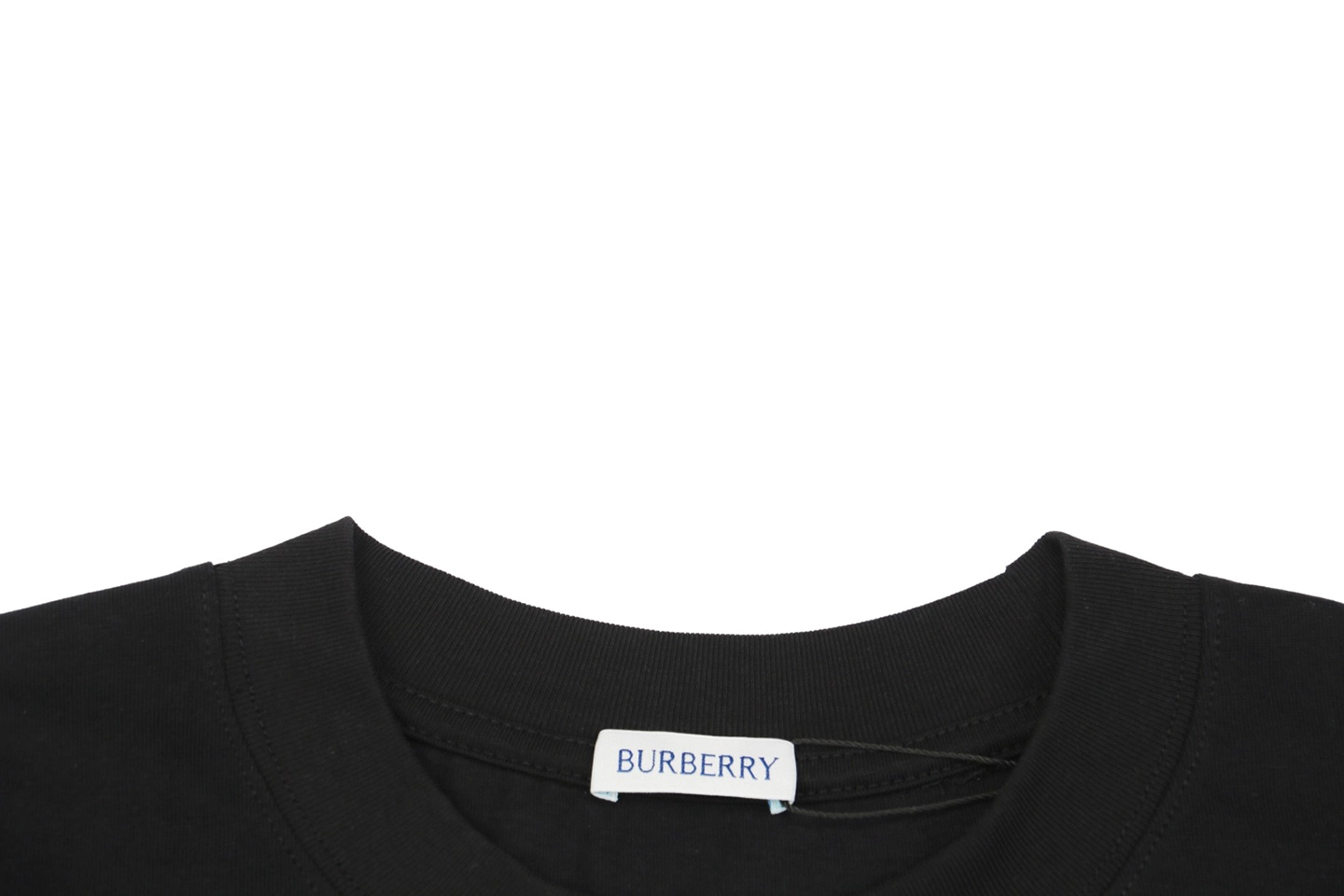 Neckline