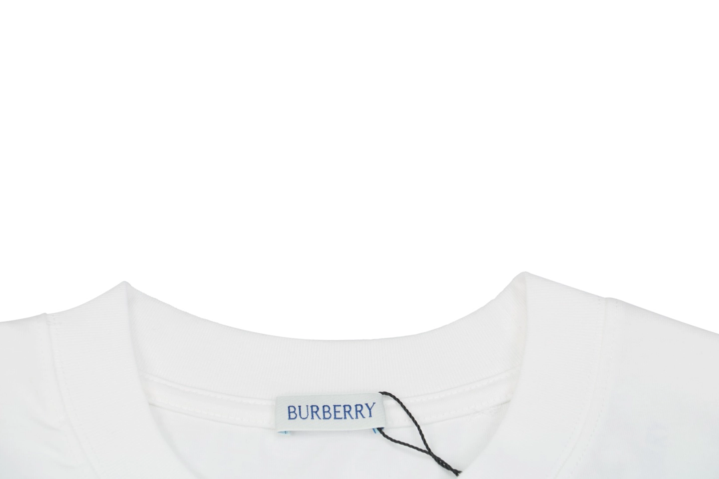Neckline