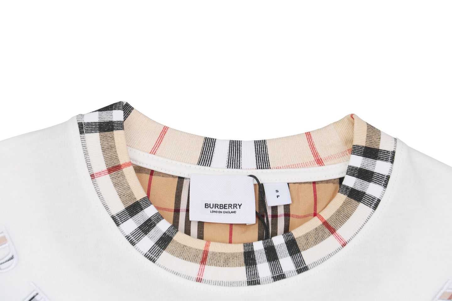Neckline