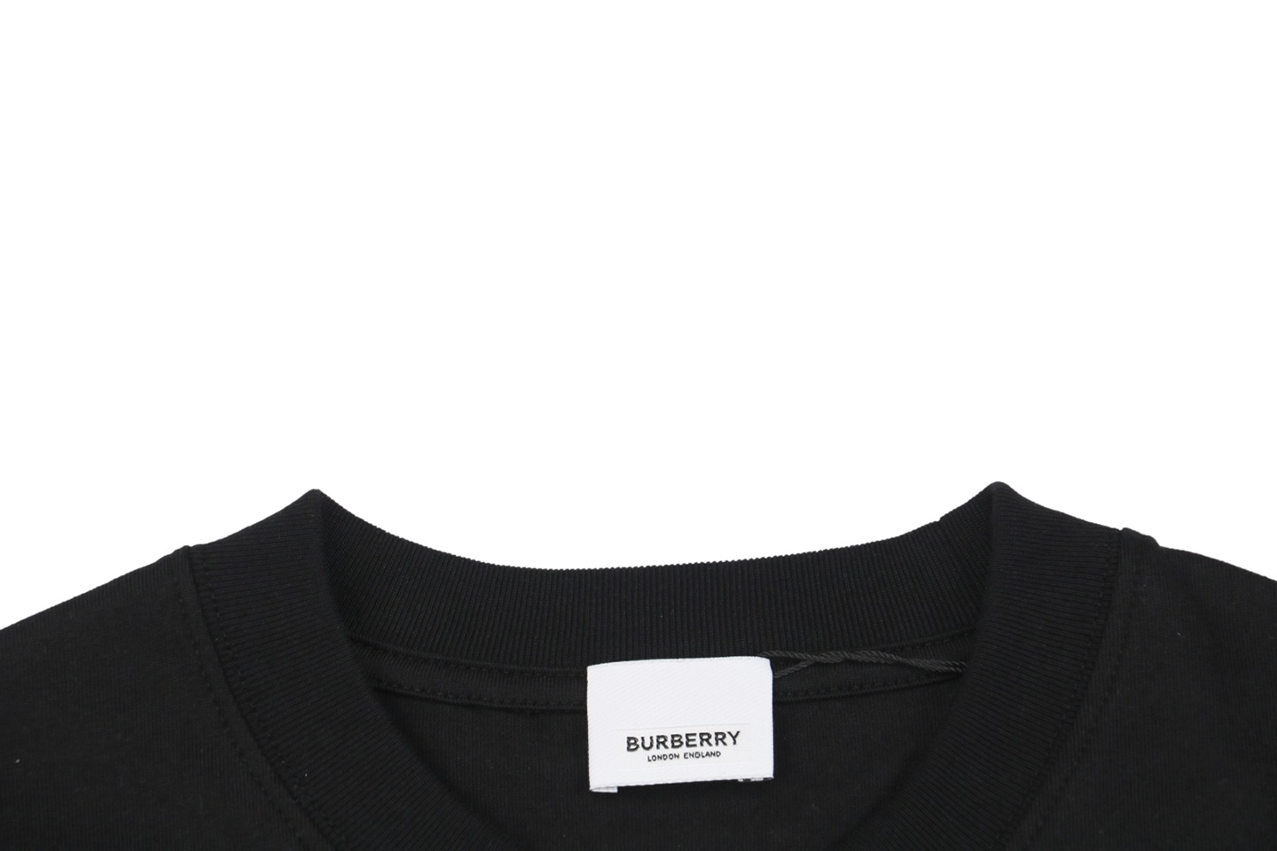 Neckline