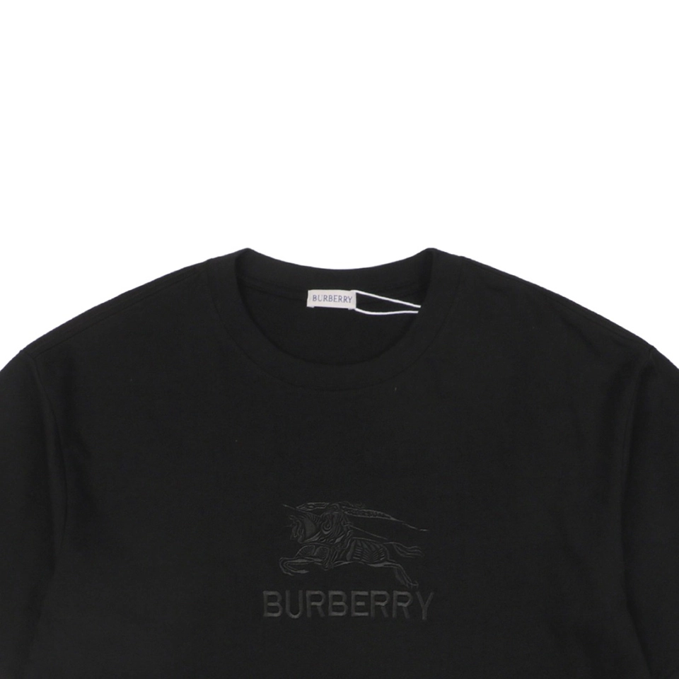 BBry Equestrian Knight Embroidered T-shirt