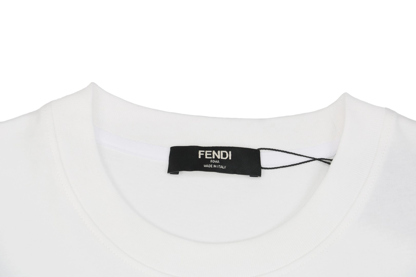 Neckline