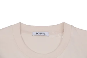 Neckline
