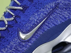 Nike logo