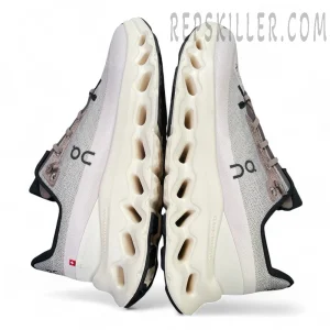 On Cloud Tilt Runner Beige