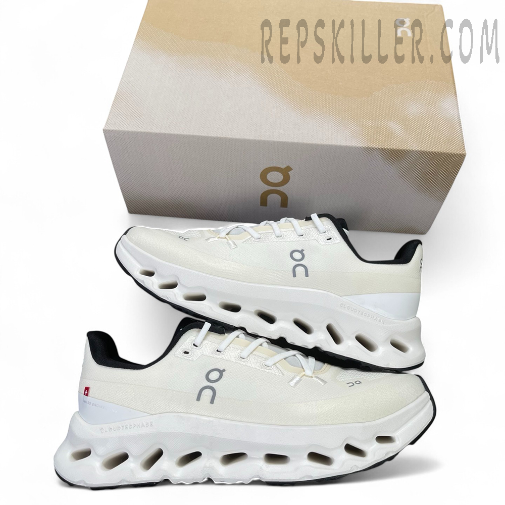 On Cloud Tilt Runner “Year of the Snake” Off White