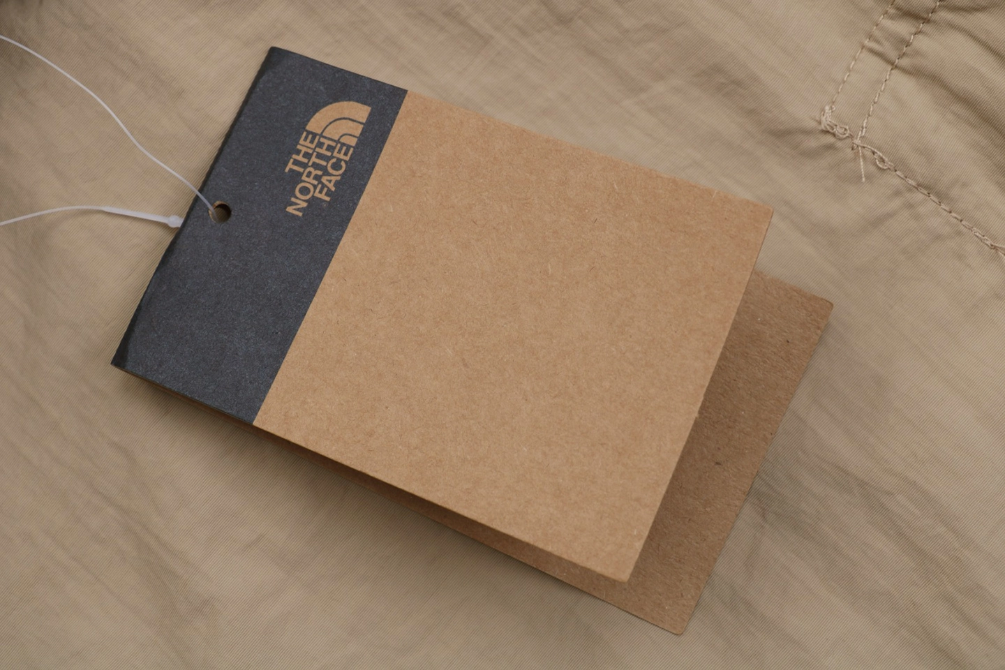 Logo tag