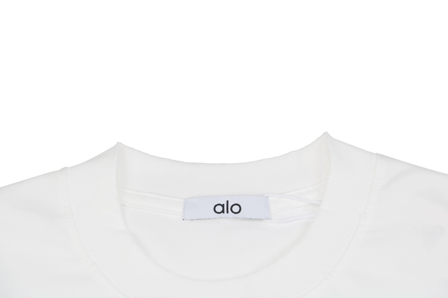 Neckline