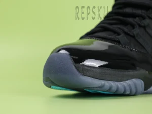 Toe cap