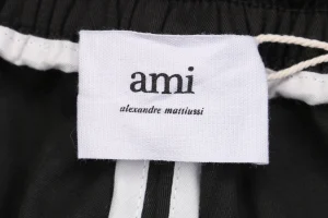 Logo tag