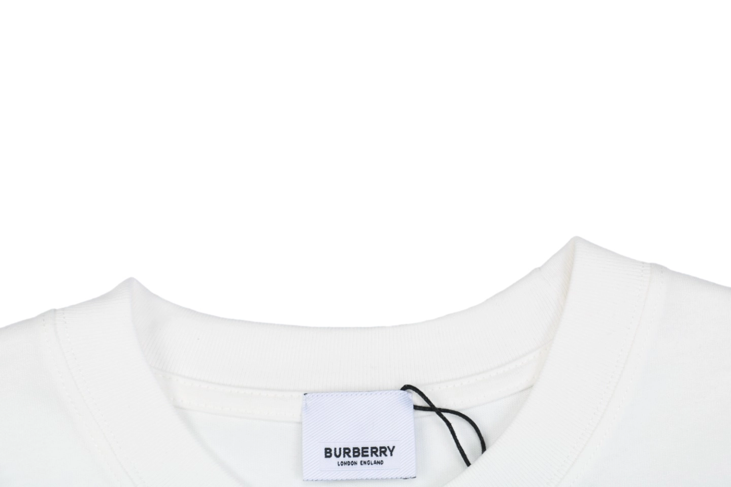 Neckline
