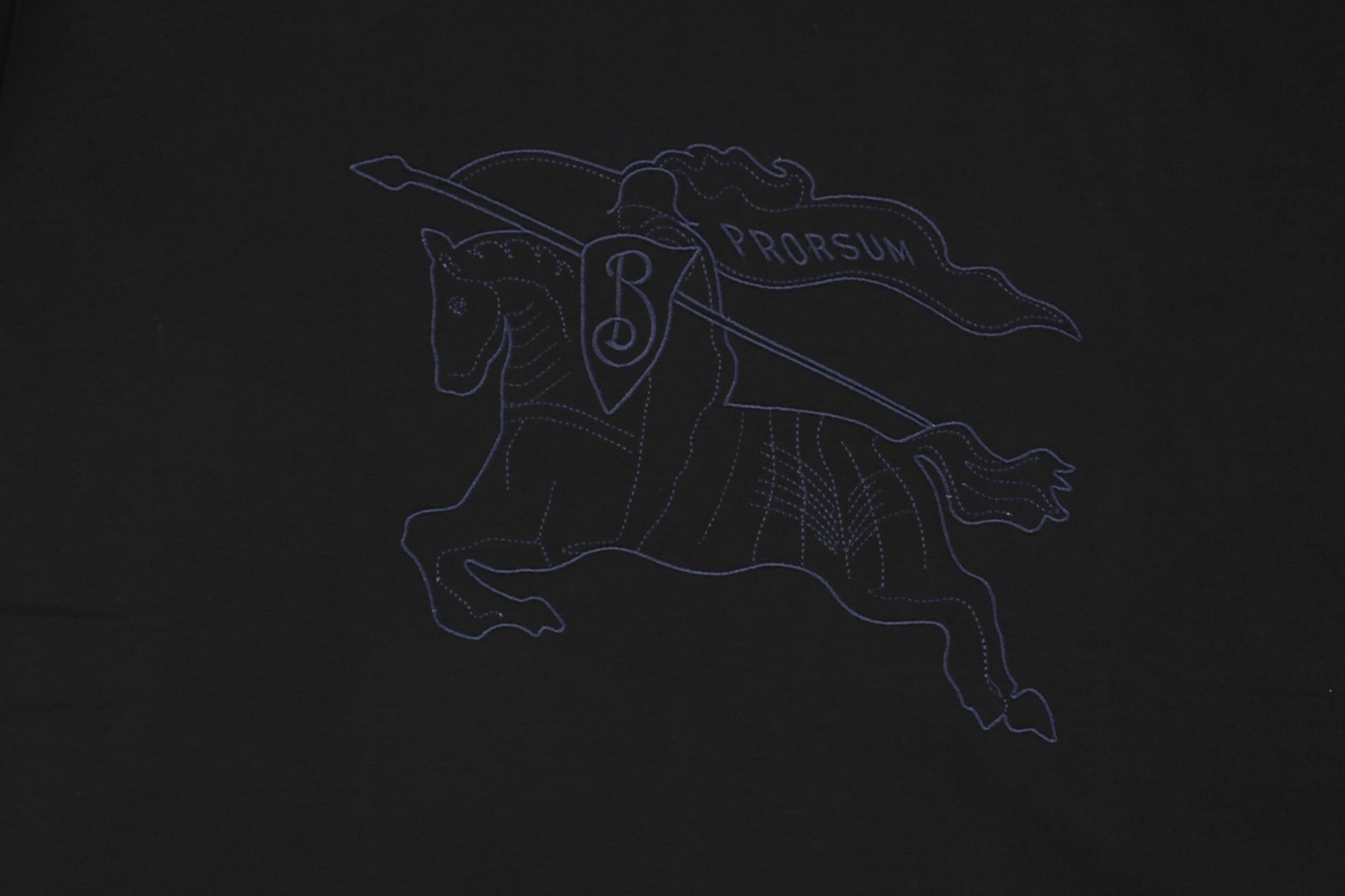 BBry Equestrian Knight Embroidery T-shirt15.jpeg