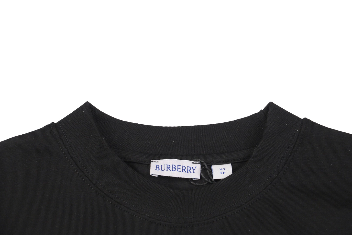 Neckline